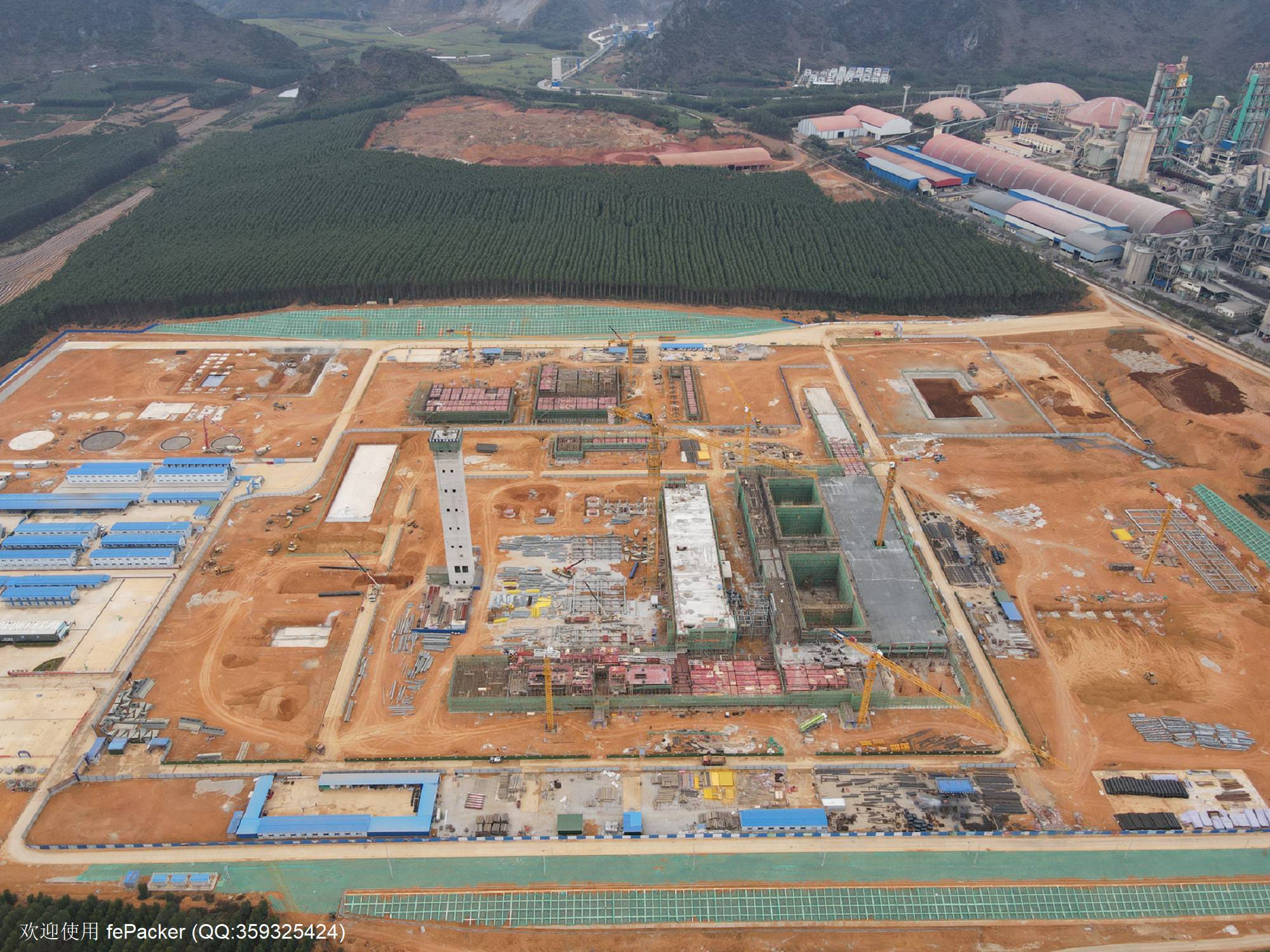 南宁建宁水务集团以获得南宁市垃圾处理特许经营权为契机，全力开拓垃圾处理的全新领域，图为占地535亩南宁市双定循环经济产业园一期项目正在如火如荼建设当中。该项目将成为南宁市第一个采用协同方式处理生活垃圾的循环经济产业园。（余俊勋  摄）.jpg